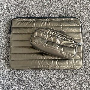 Think Royln Laptop Sleeve & Small Travel Pouch